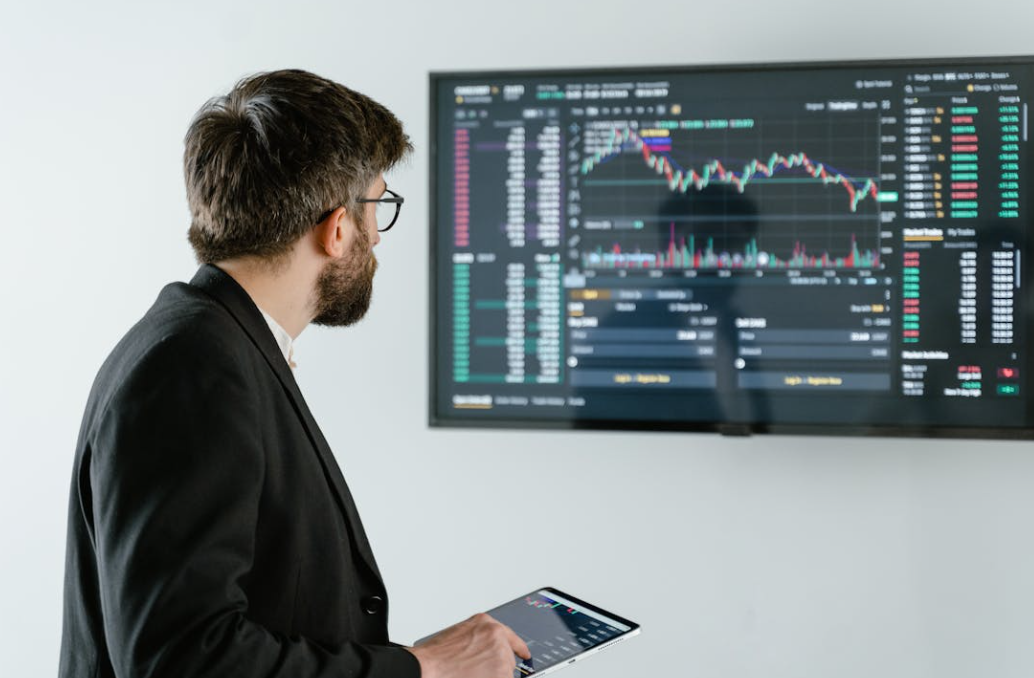 Comprehensive Guide to CRM System Features: Your Essential Toolkit